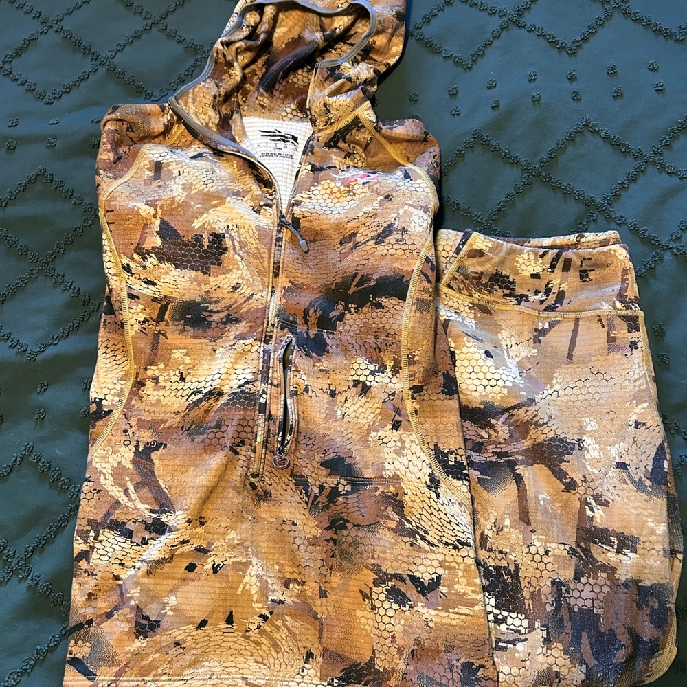Sitka Camouflage Jacket and Pants Set